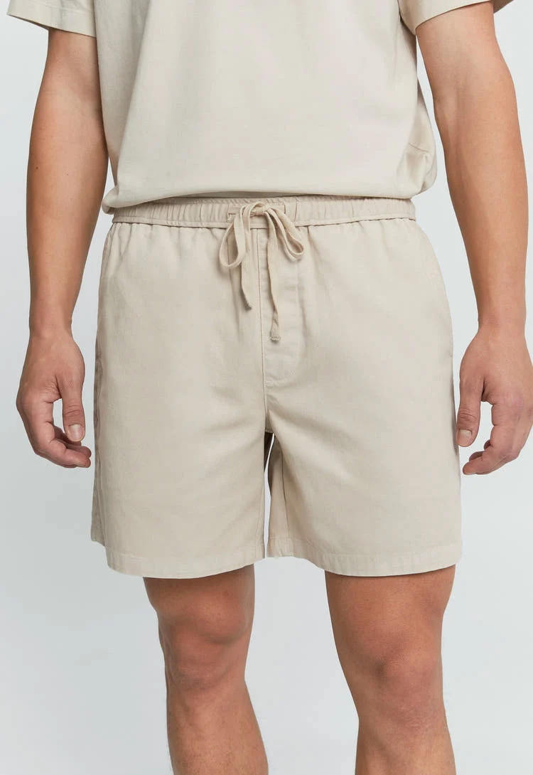 Devito Short - Canva - Image 5