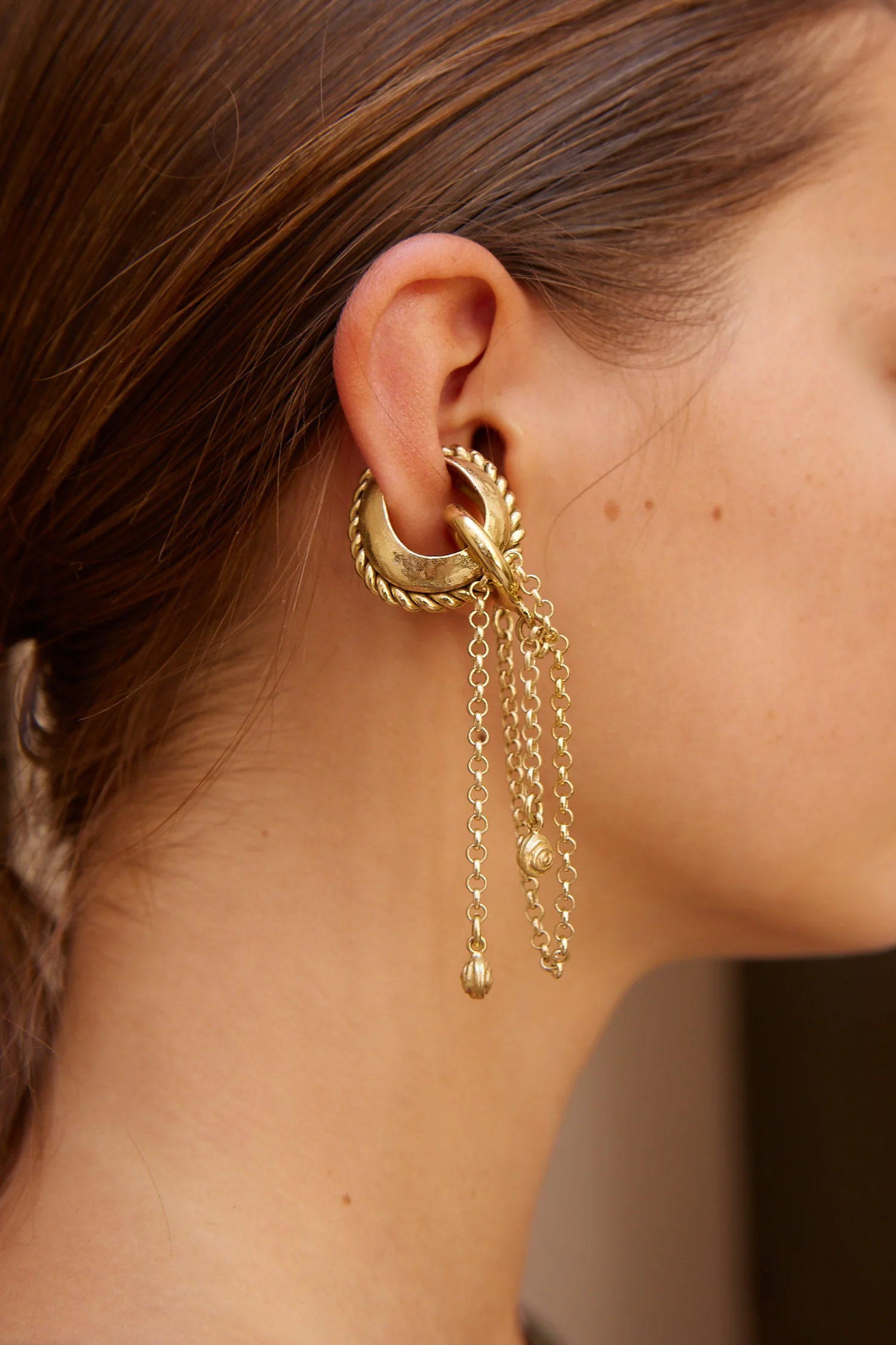 Le Jardin Ring Ear Cuff - Image 2