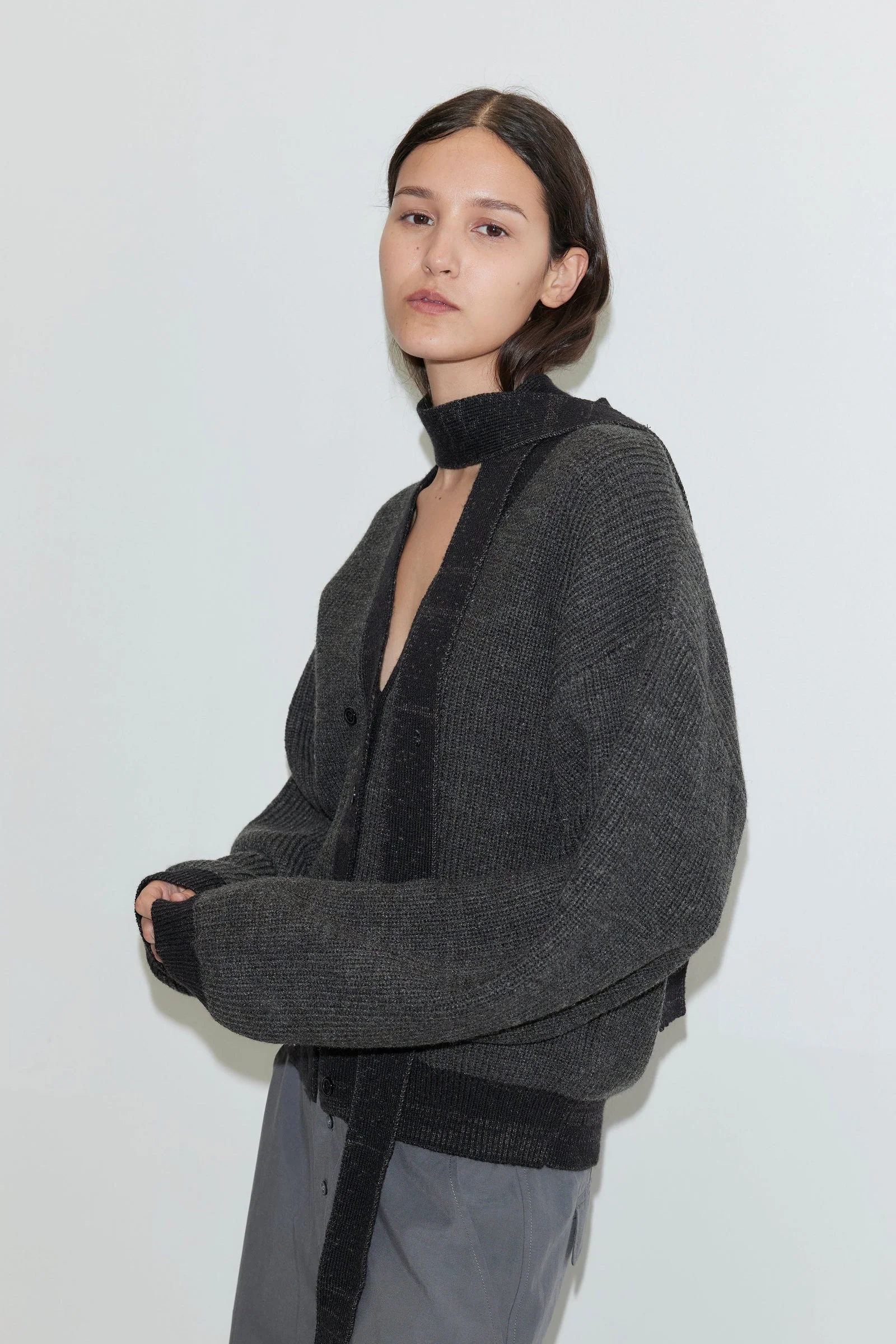 Split Cardigan – Black Contrast