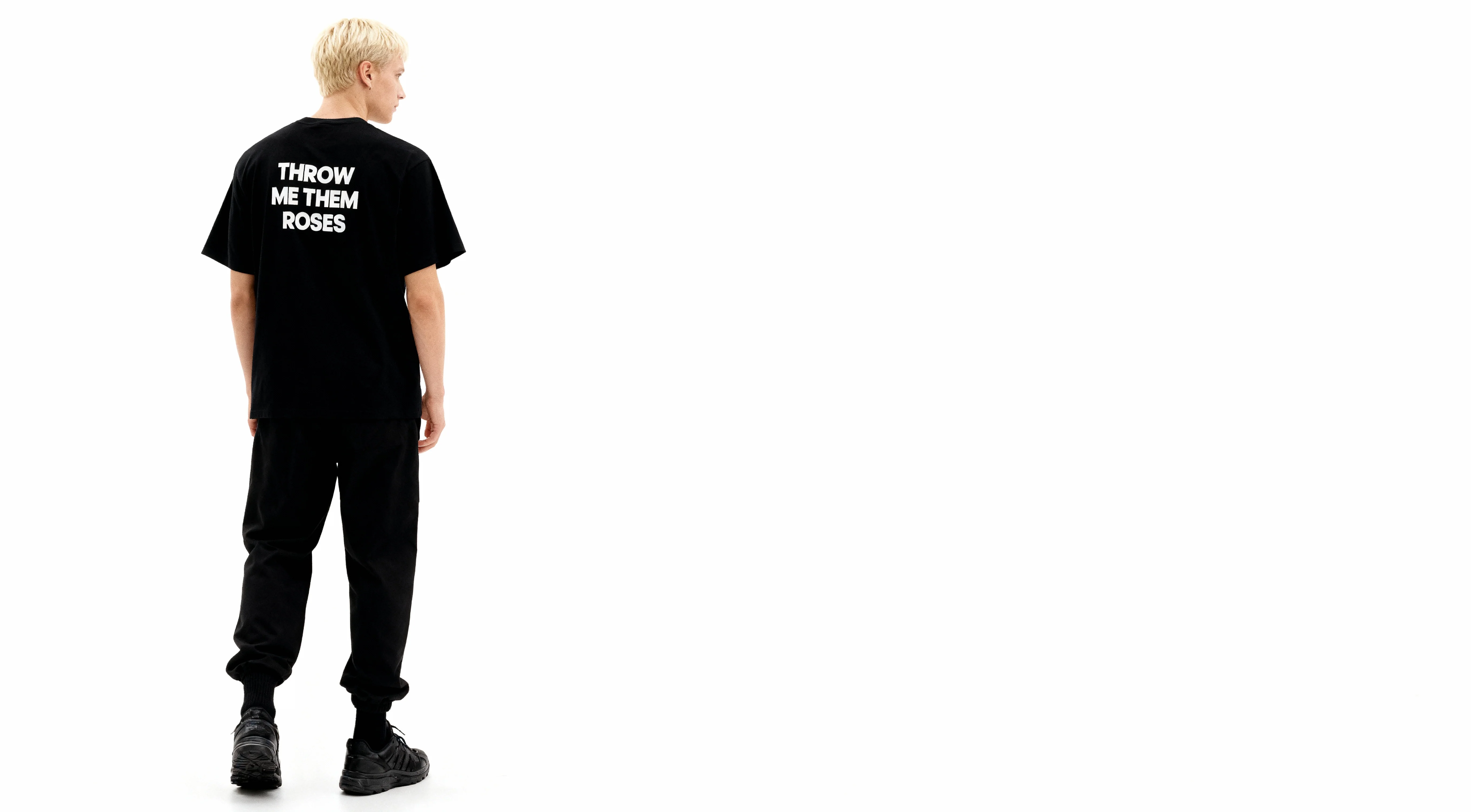 Throw Me Them Roses - Black - Image 11