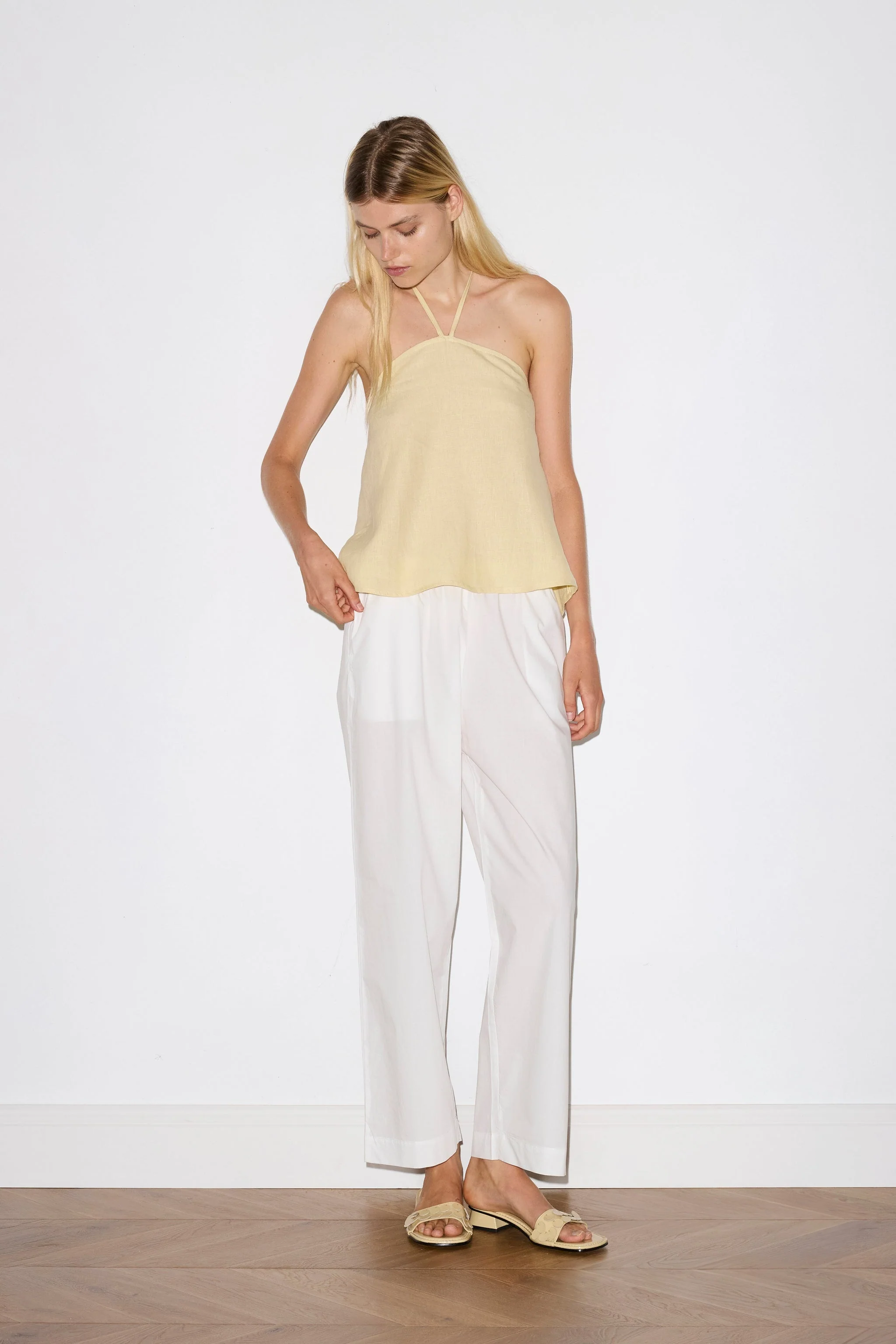 Ease Trouser - White - Image 4